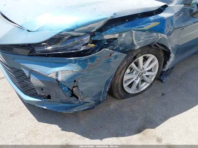 Toyota Camry Le