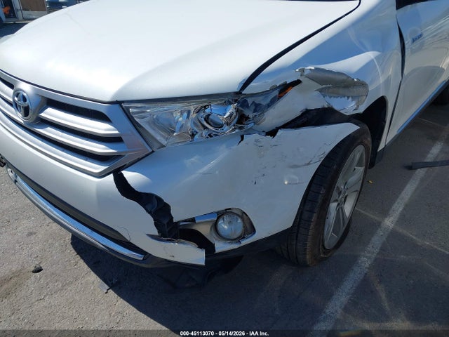Toyota Highlander Limited V6