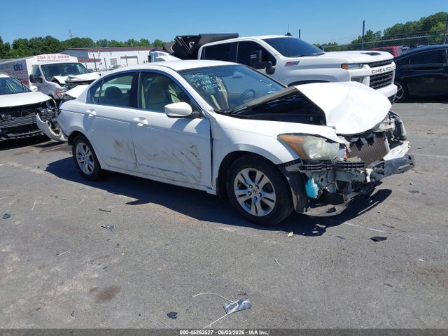 Salvage Honda Accord Image