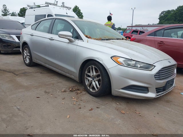 Salvage Ford Fusion Image