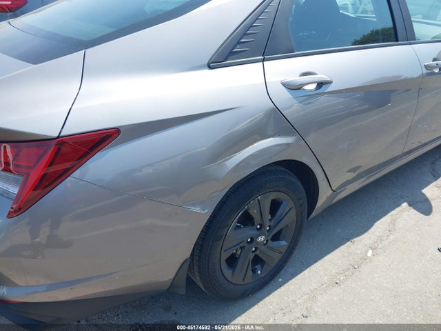 Hyundai ELANTRA Blue