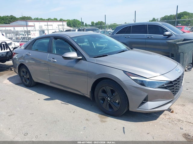 Hyundai ELANTRA Blue