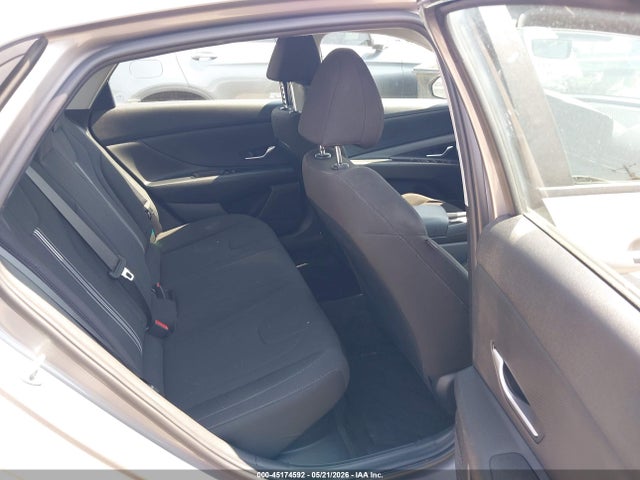Hyundai ELANTRA Blue