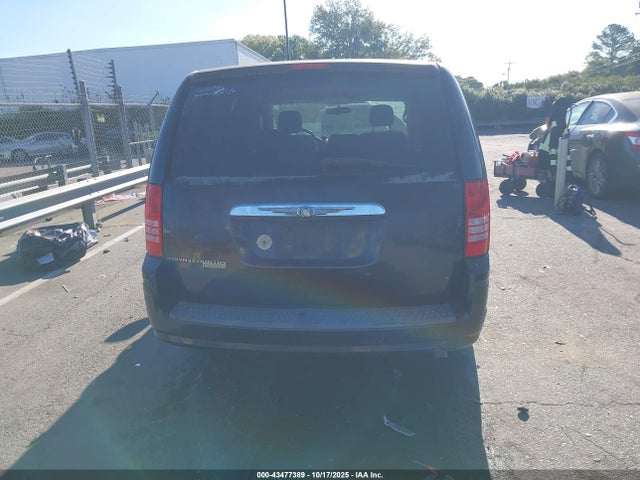 Chrysler Town & Country Lx