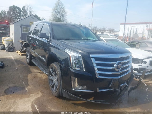 Salvage Cadillac Escalade Image