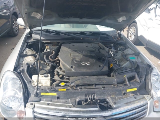 INFINITI G35 Luxury Leather