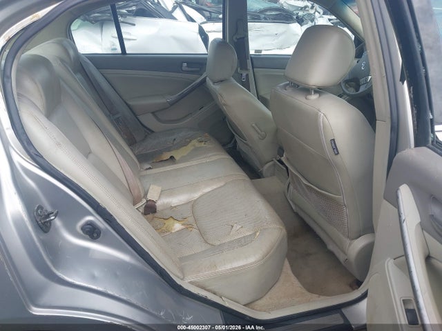 INFINITI G35 Luxury Leather