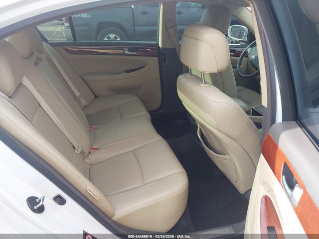 Hyundai Genesis 3.8
