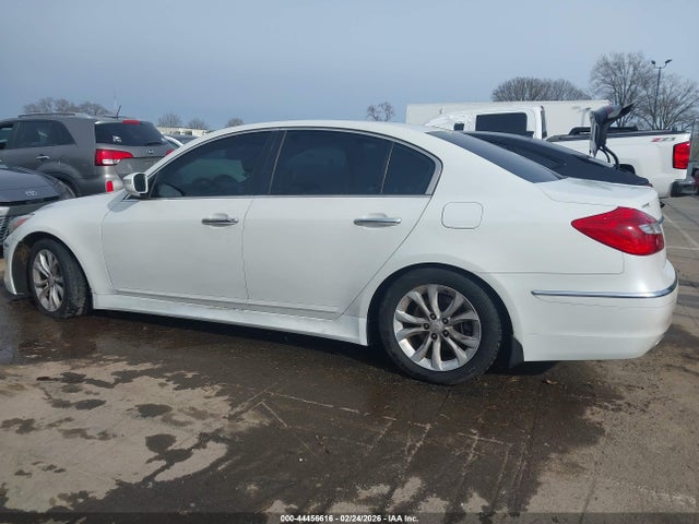 Hyundai Genesis 3.8