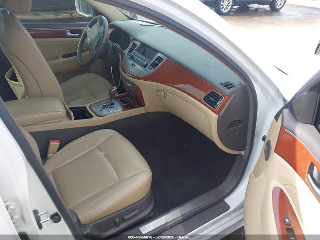 Hyundai Genesis 3.8