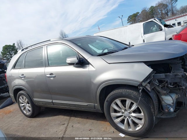 Kia Sorento Lx V6