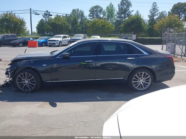 Cadillac CT6 Standard