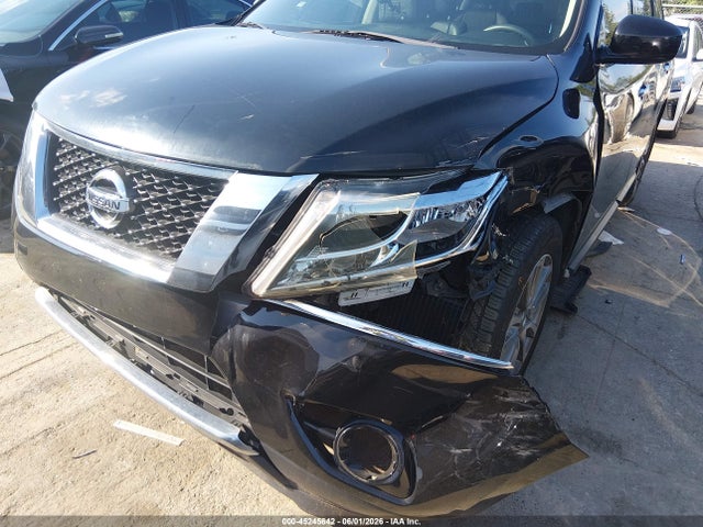 Nissan Pathfinder S