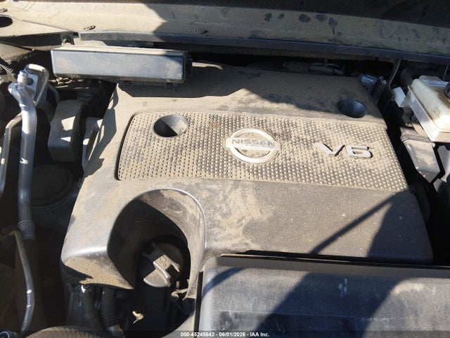Nissan Pathfinder S