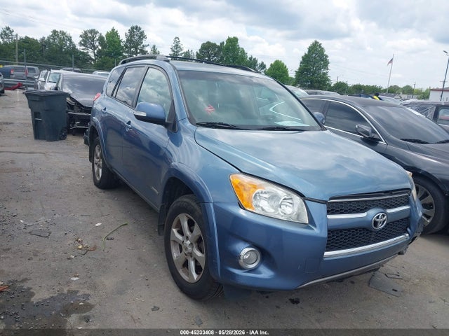 Salvage Toyota RAV4 Image