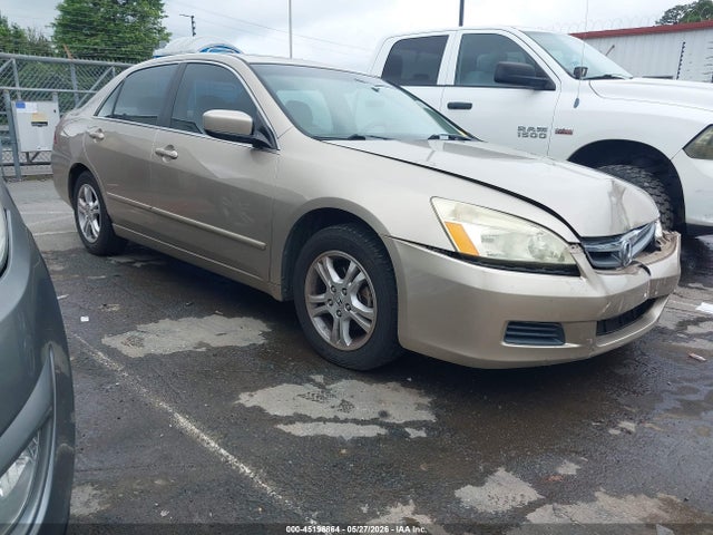 Salvage Honda Accord Image
