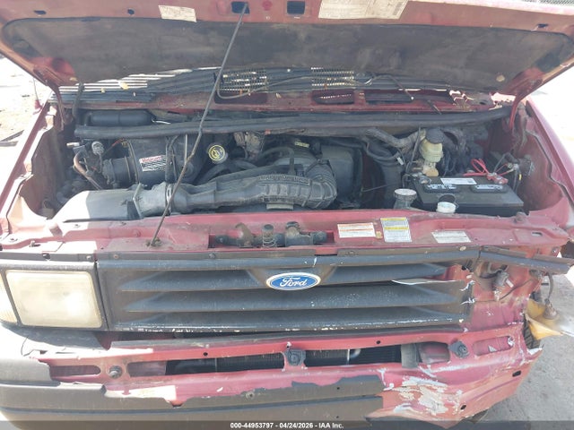 Ford Aerostar Xlt