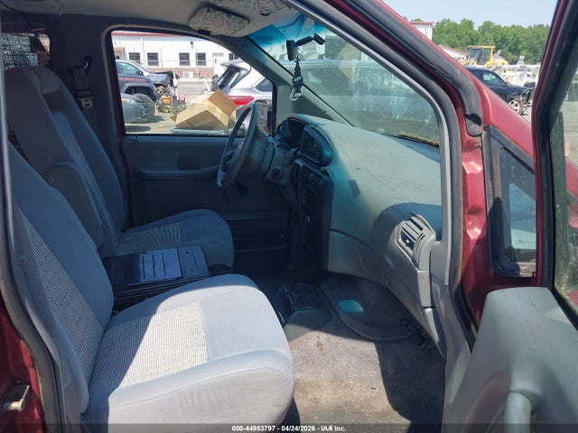 Ford Aerostar Xlt