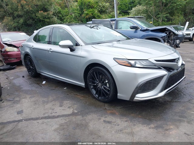 Salvage Toyota Camry Image