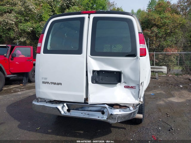 GMC Savana Work Van