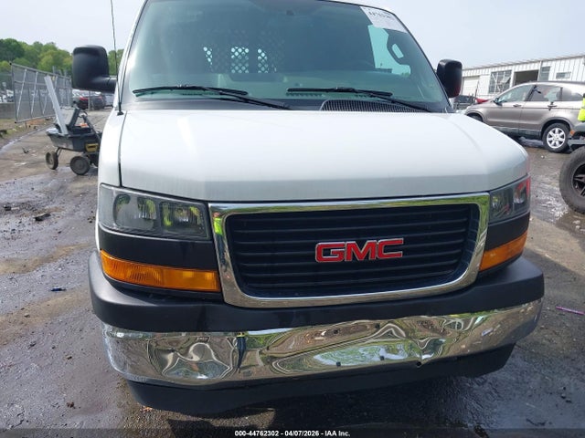 GMC Savana Work Van