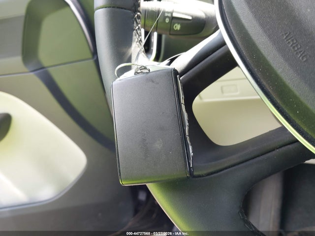 Volvo XC40 B5 Plus Dark Theme