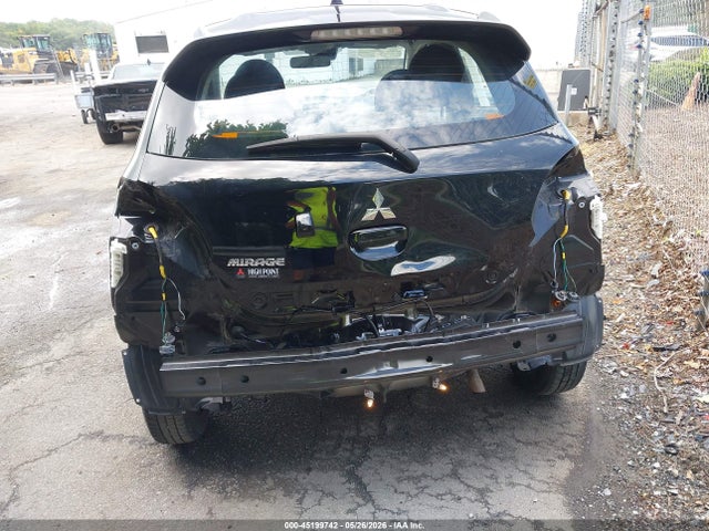 Mitsubishi Mirage Es