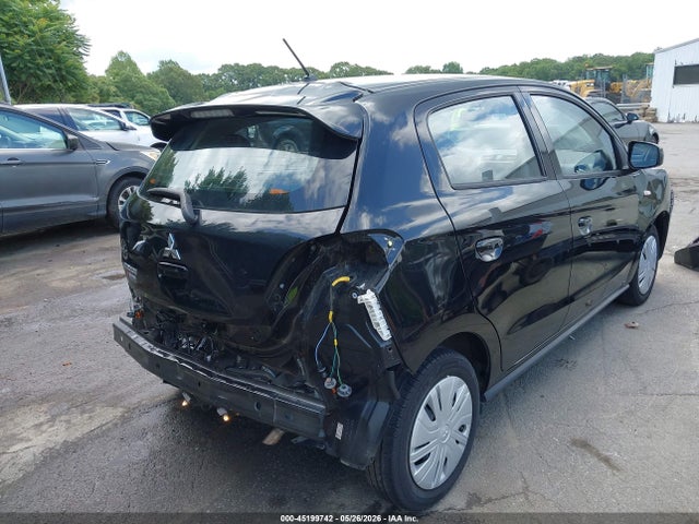 Mitsubishi Mirage Es