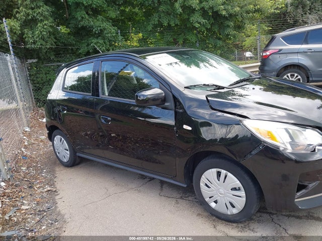 Mitsubishi Mirage Es