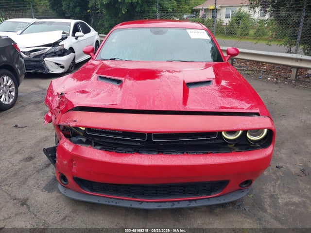 Dodge Challenger Sxt