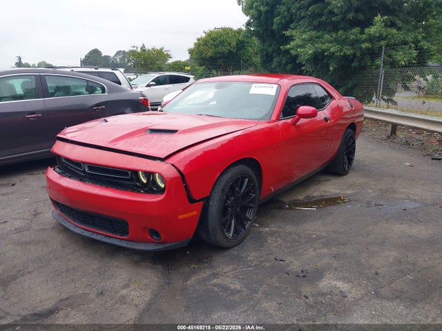 Dodge Challenger Sxt