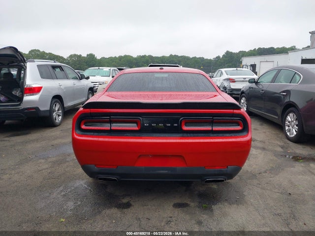 Dodge Challenger Sxt