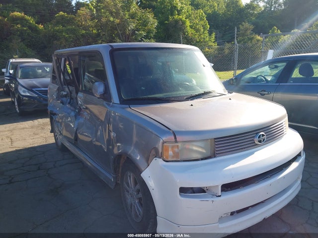 Salvage Scion xB Image