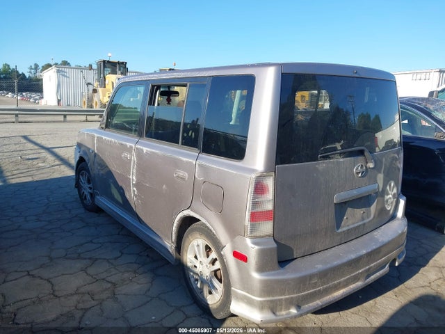 Scion xB