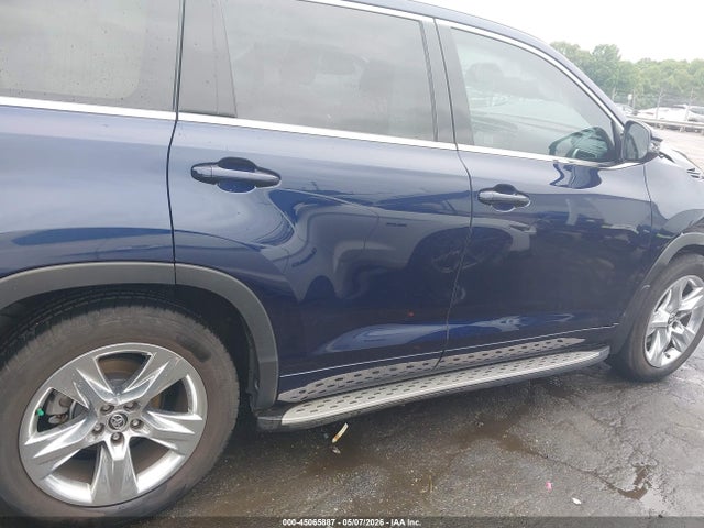 Toyota Highlander Limited Platinum V6