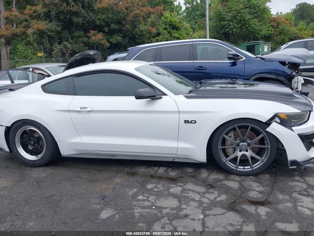 Ford Mustang Gt Premium