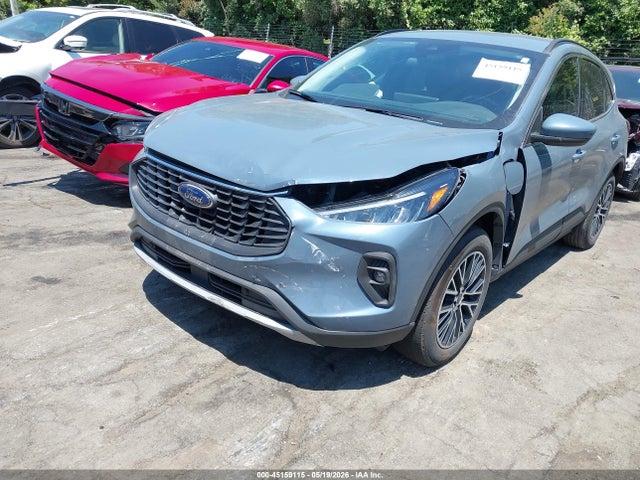 Ford Escape Phev