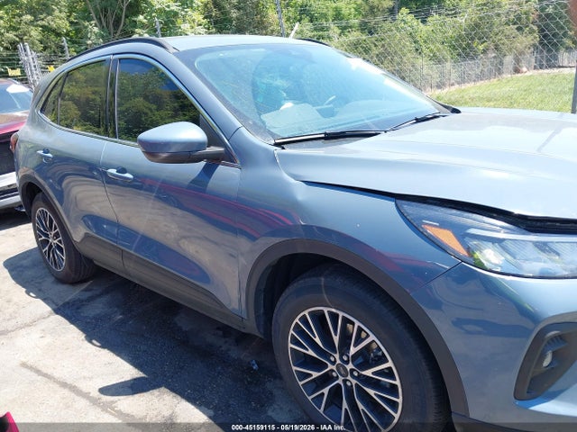 Ford Escape Phev