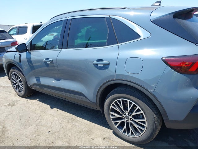 Ford Escape Phev