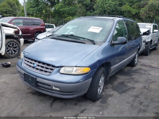 Plymouth Grand Voyager Se