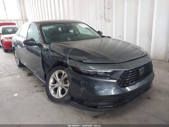 Salvage Honda Accord Image