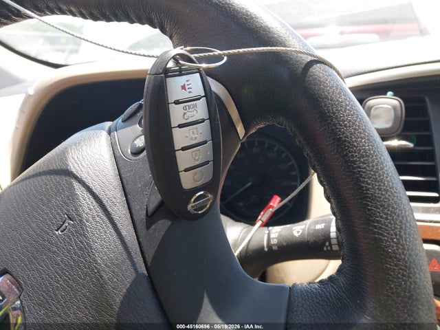 Nissan Pathfinder Platinum 4wd