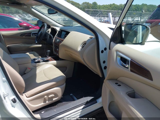 Nissan Pathfinder Platinum 4wd