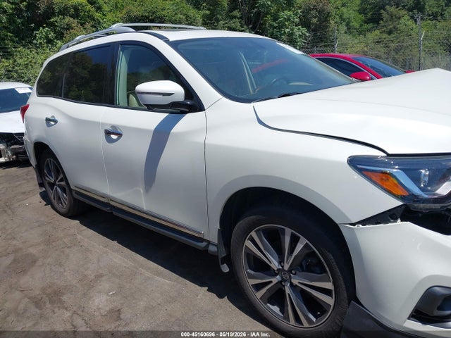 Nissan Pathfinder Platinum 4wd