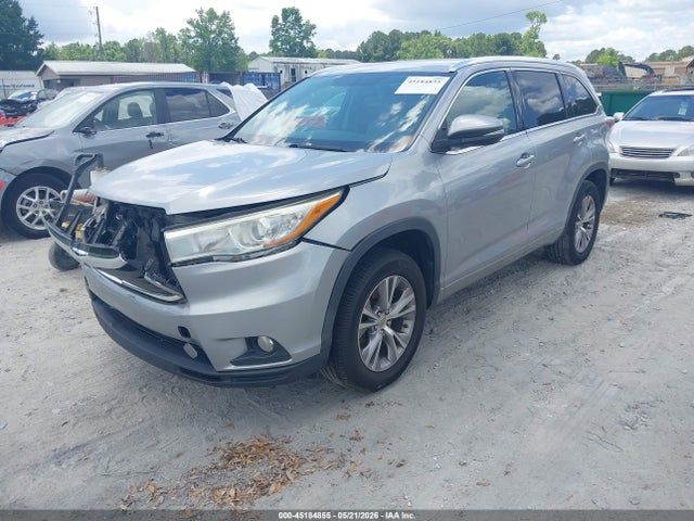 Toyota Highlander Xle V6