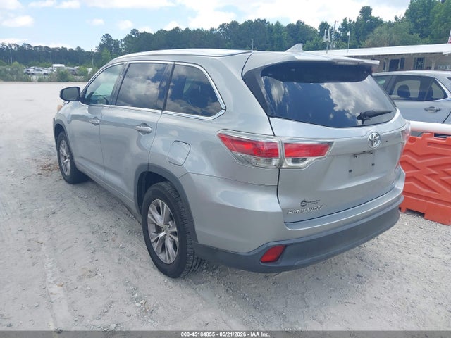 Toyota Highlander Xle V6