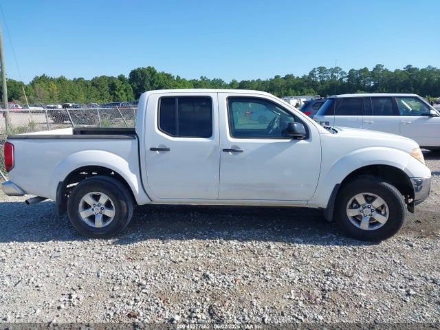 Nissan Frontier Sv