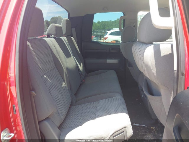 Toyota Tundra Base 5.7l V8