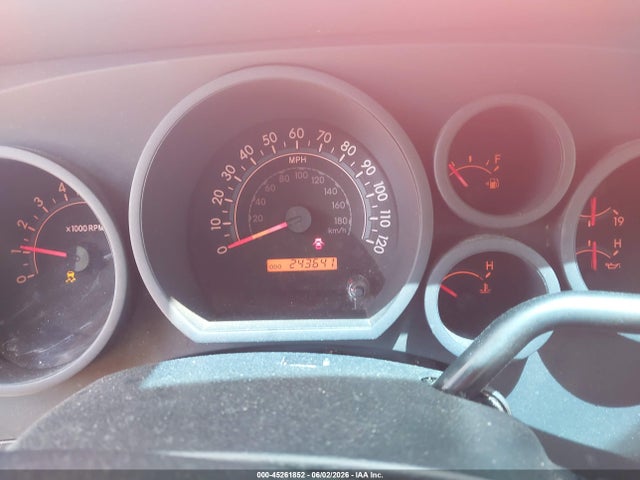 Toyota Tundra Base 5.7l V8