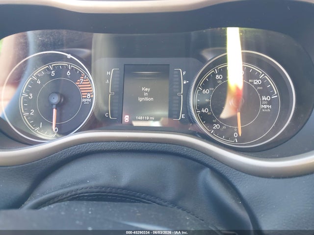 Jeep Cherokee Altitude Fwd